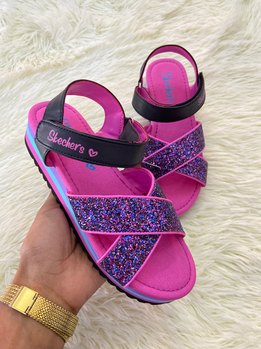 Sandalias SKECHERS GIRL original, morada con negro y brillos.