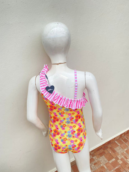 Traje de baño/ biquini Con flores y rayas de color amarrillo, blanco, rosado, anaranjado y azul.