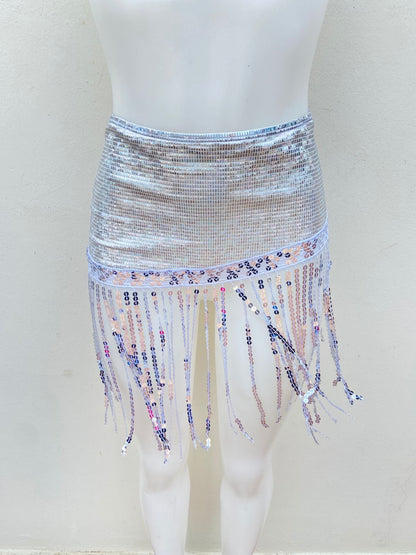 Falda salida cover Up, plateado con flecos.