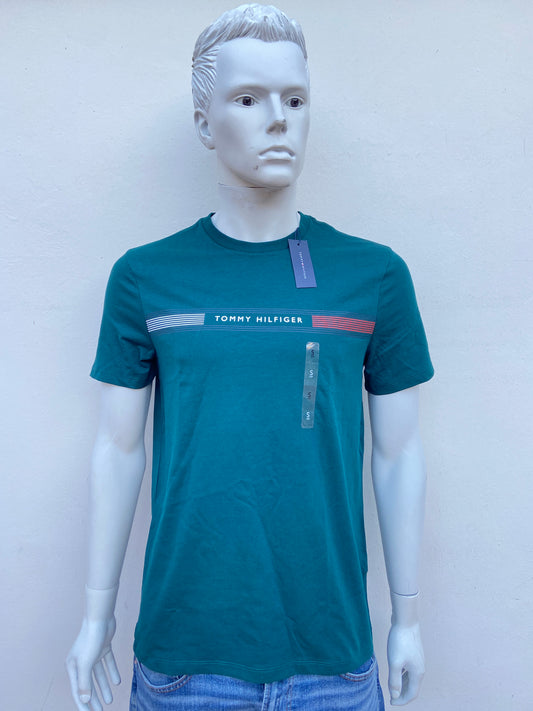 T-shirt Tommy Hilfiger original verde jade con letras TOMMY HILFIGER en blanco.