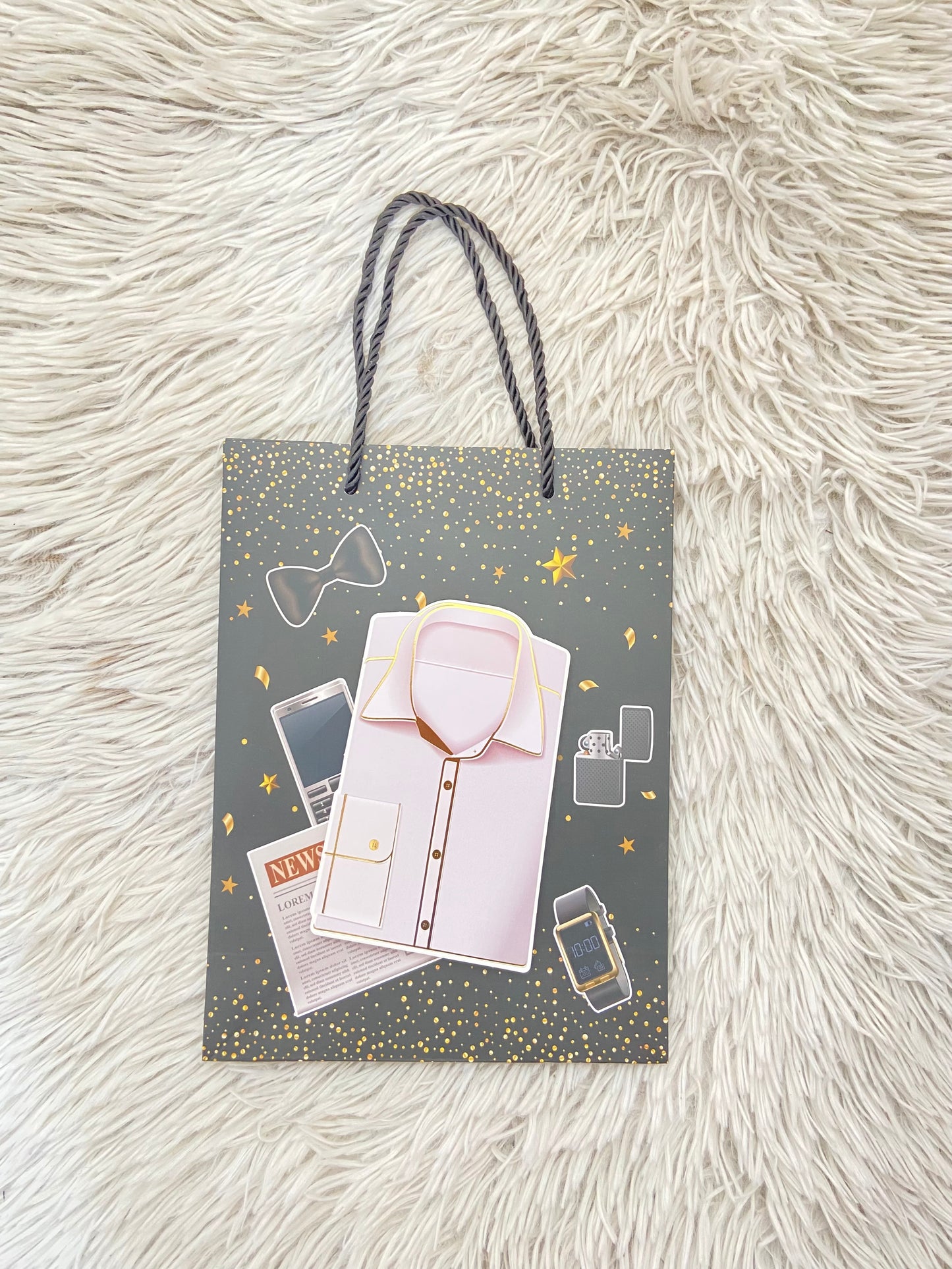 Shopping, negro con estampado de  camisa blanca, PEQUEÑO.