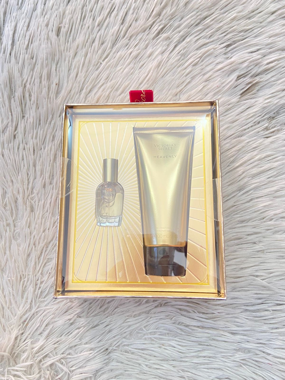 Set Victoria’s Secret Original, HEAVENLY crema y perfume.