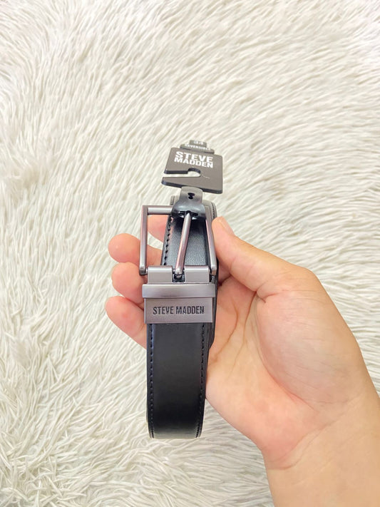 Correa STEVEN MADDEN Original negra con evilla negra y letra de la marca al frente