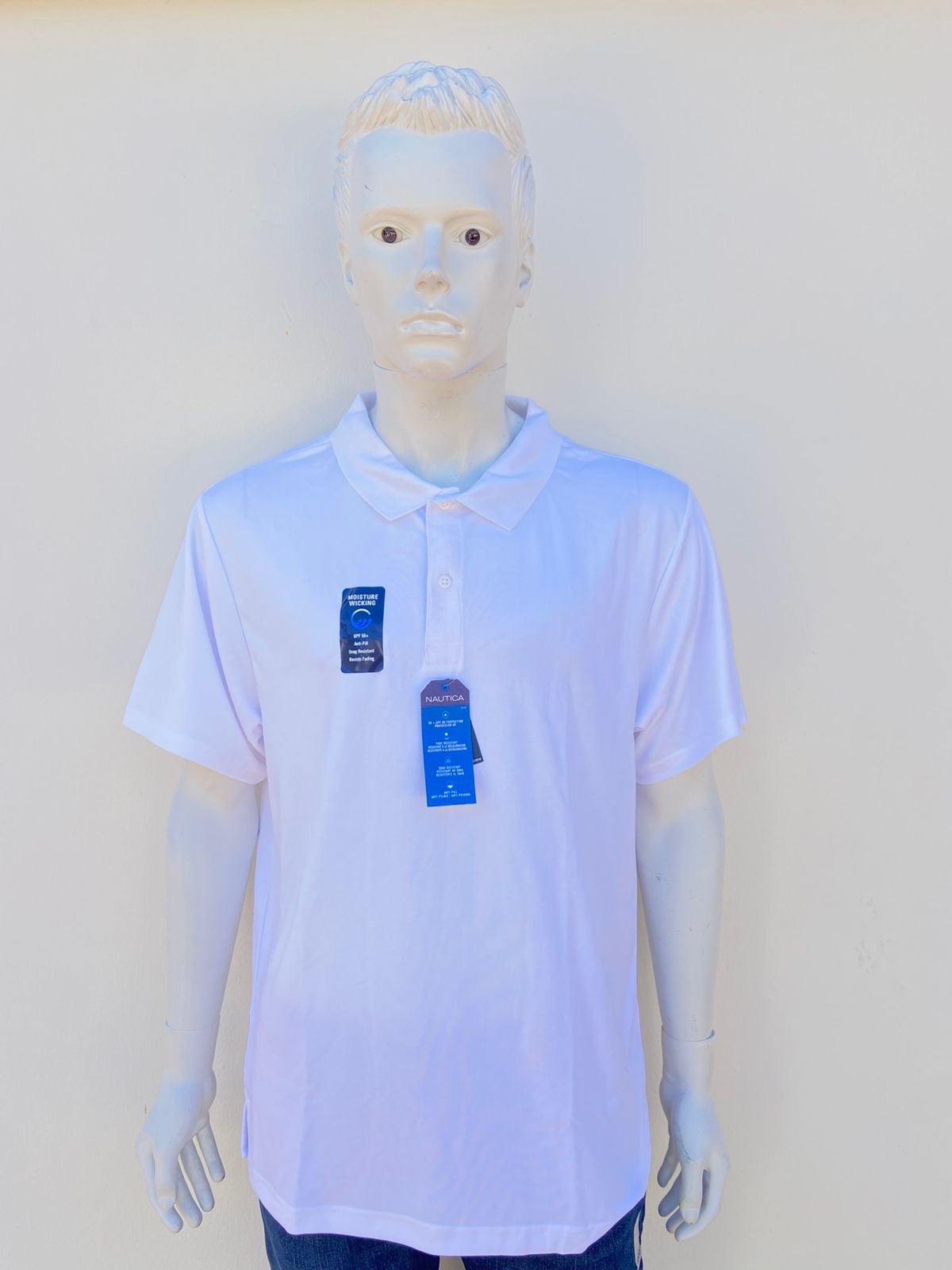 Polocher NAUTICA Original en color blanco liso.