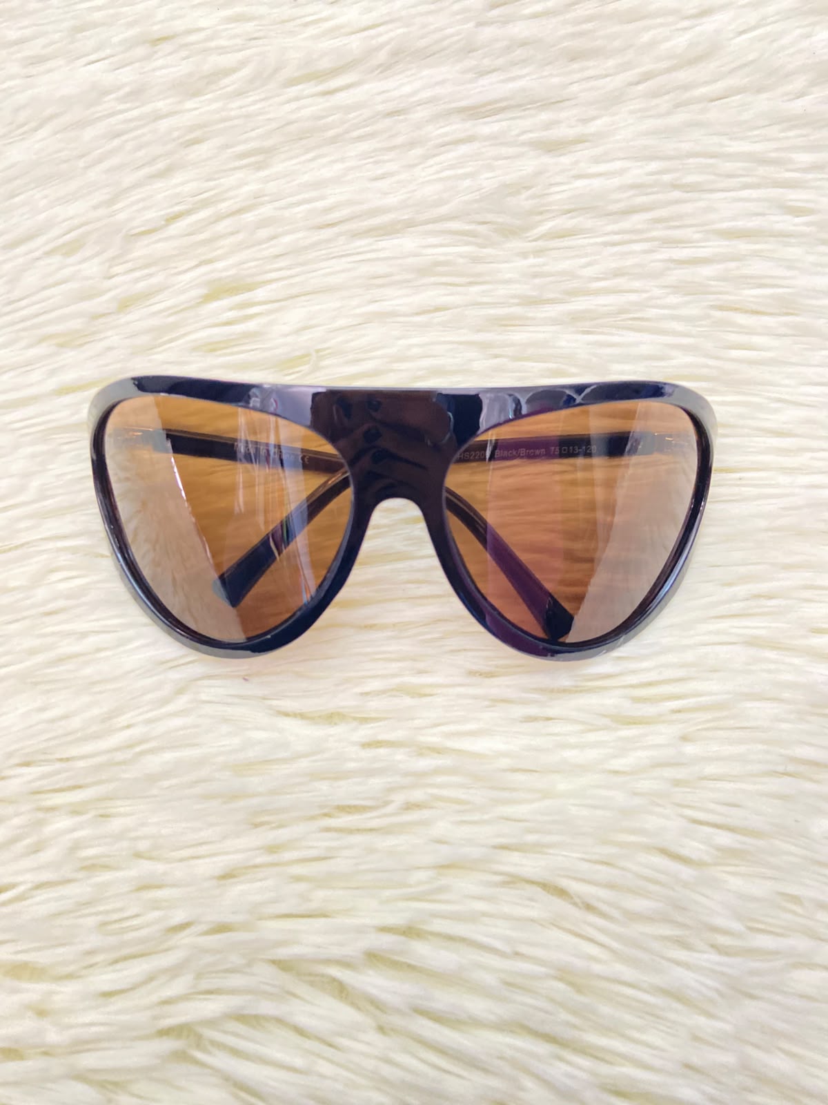 Lentes, marrones con micas en color  marrón claro, ovalados grandes.