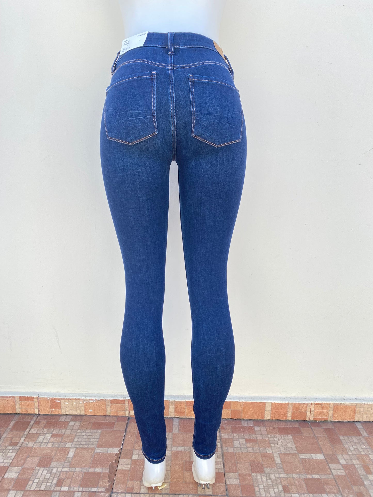 Pantalón jeans American Eagle original, super High-Rise, Regular, standard.