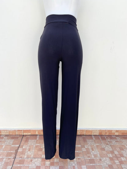 Pantalón, negro liso, ancho estilo legging,  talle alto, para vestir.
