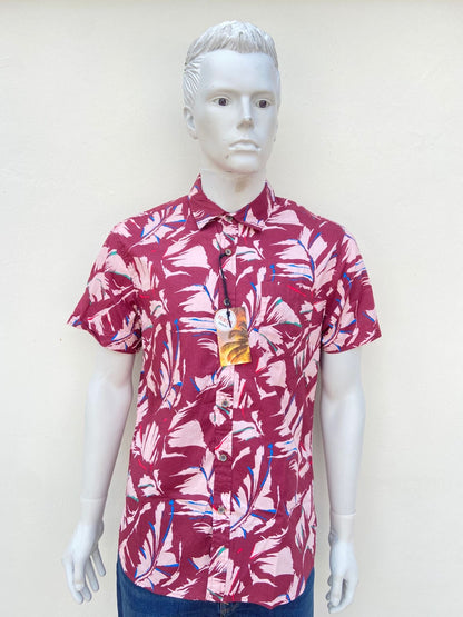 Camisa MBX PREMIUM GOODS original, rojo vino con estampado de palmeras en color rosado palo, 100 % algodón.