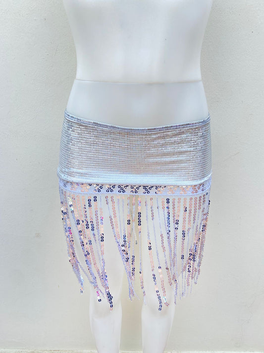 Falda salida cover Up, plateado con flecos.