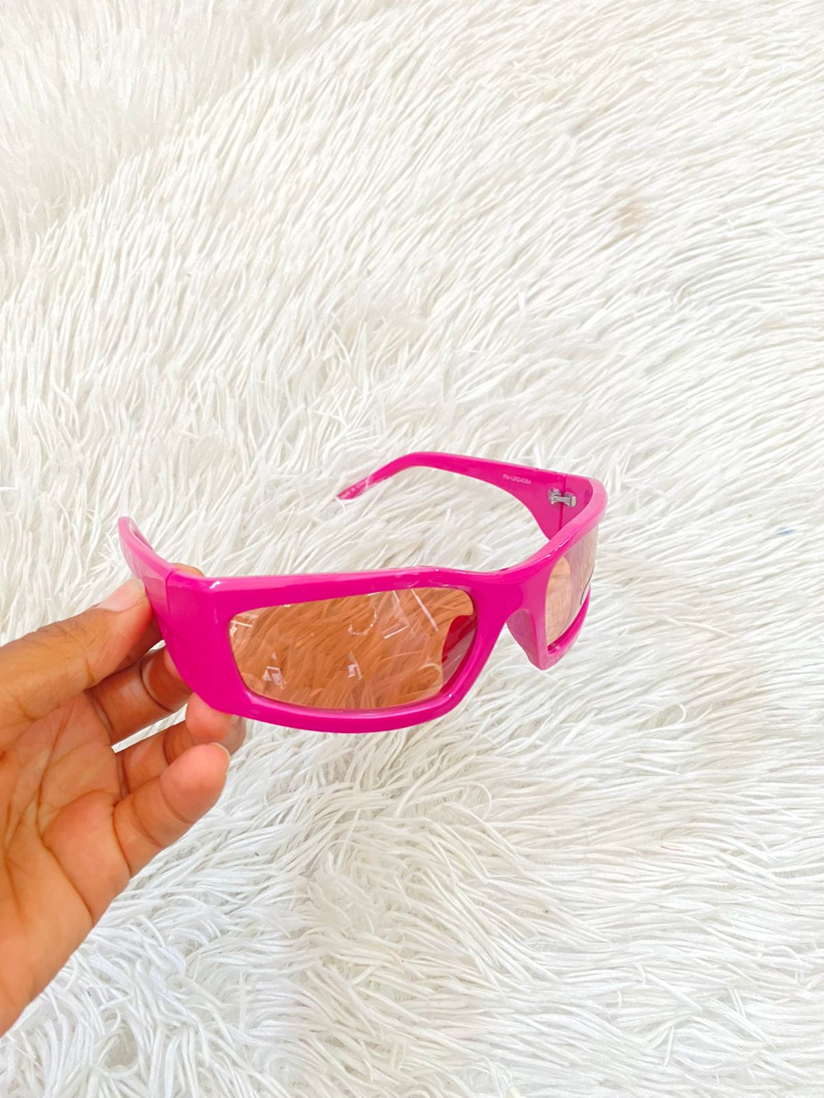 Lentes Fashion Nova original rosado fucsia con micas claras.