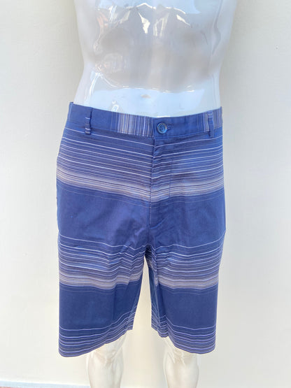 Bermuda CALVIN KLEIN original, azul marino y rayas en color blanco y gris, 98% algodón.