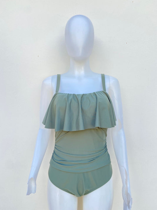 Biquini CUPSHE original, verde oliva claro con vuelos en la parte superior.