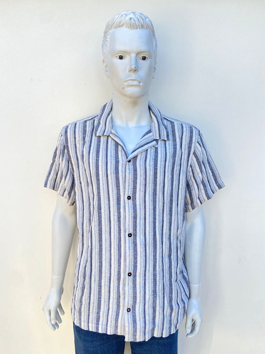 Camisa AEROPOSTALE original, blanca/crema  con rayas en color azul marino, gris, tela de lino fresca.