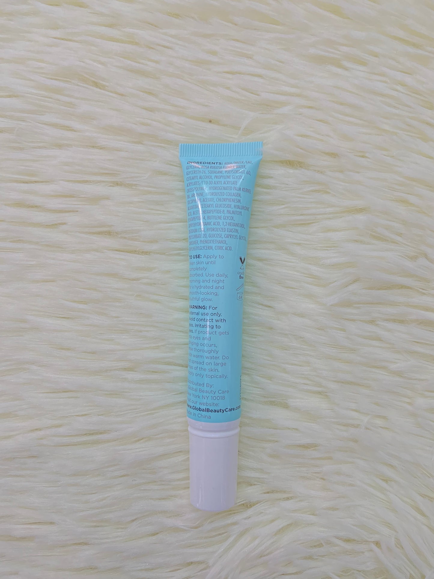 Crema para contornos de ojos GLOBAL BEAUTY CARE original, azul, con ácido hialurónico, escualano, péptidos y colágeno, sirve para las líneas de expresión y brindar una buena hidratación.
