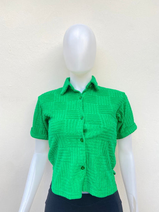 Camisa/top, verde con estampado de lineas en tela terciopelo