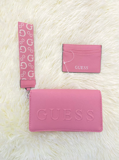 Set GUESS original de monedero/ cartera y tarjetero de color rosado ( Dusty Rose ) con letras de color plateado y rosado.