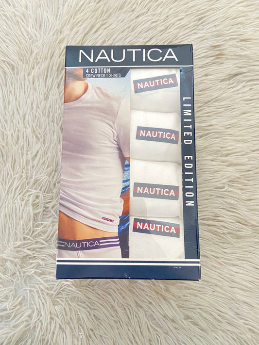 T-shirt NAUTICA original blanco liso con pequeño logotipo de la marca en la esquina, paquete de 4.