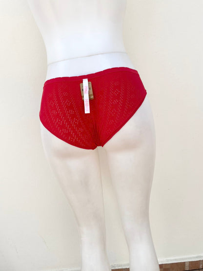 Panti PINK Victorias Secret Original, color rojo, con hoyos.