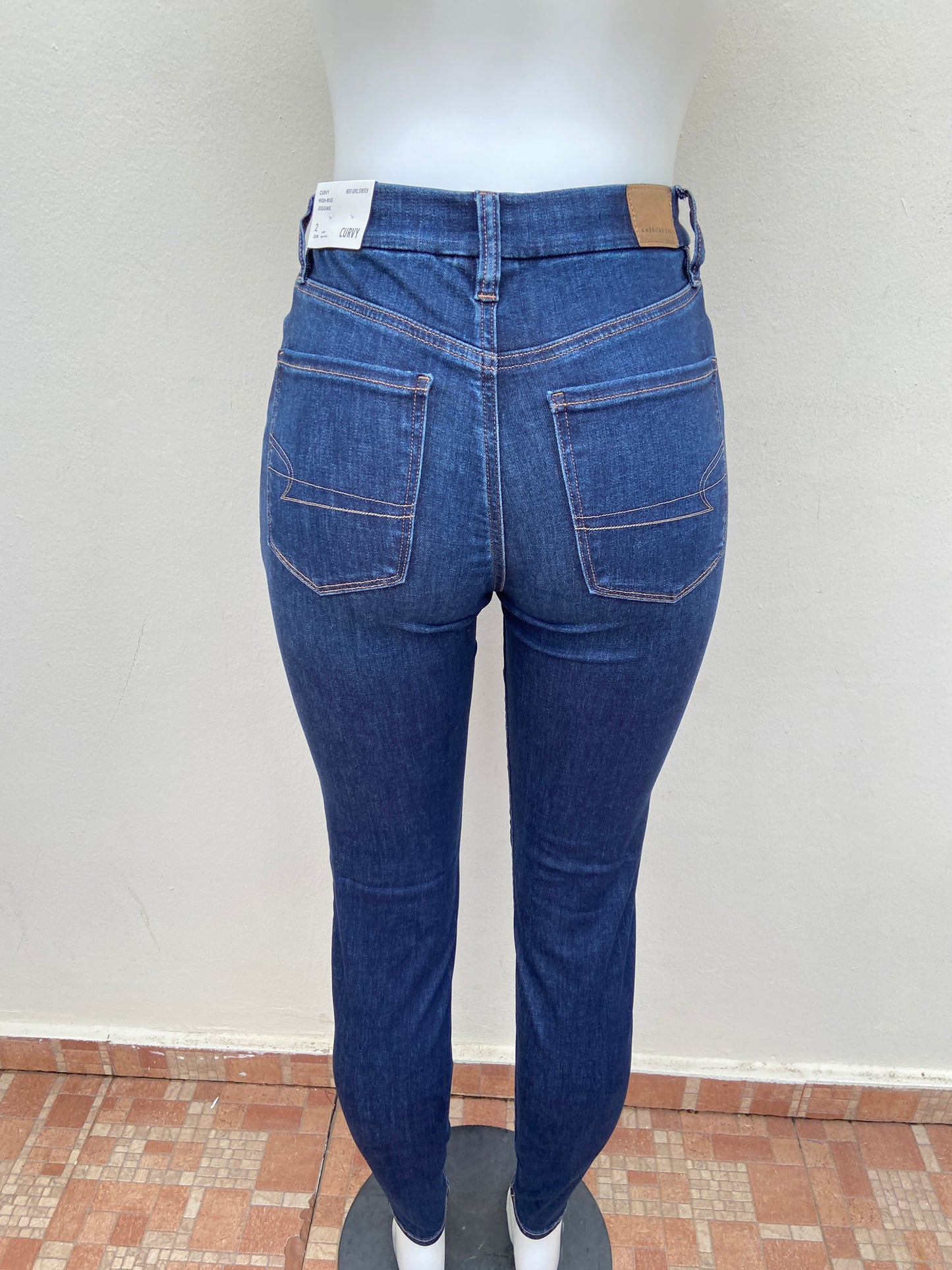 Pantalón Jean American Eagle original azul marino liso, CURVY HIGH-RISE.