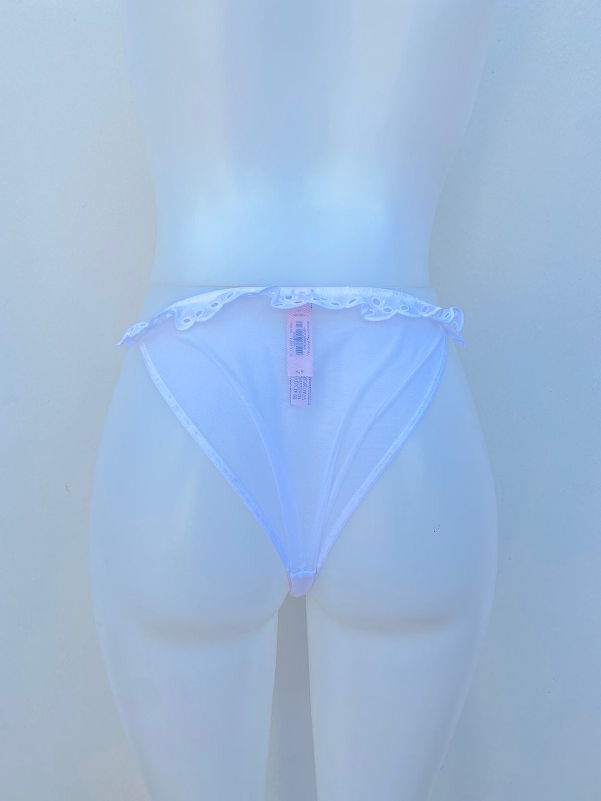 Panti Victoria’s Secret original blanco con encaje en la parte superior.