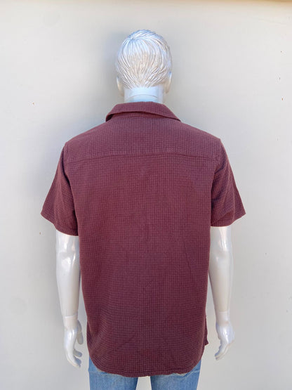 Camisa AEROPOSTALE original, en color marron con bolsillo en el lado, 100% algodón