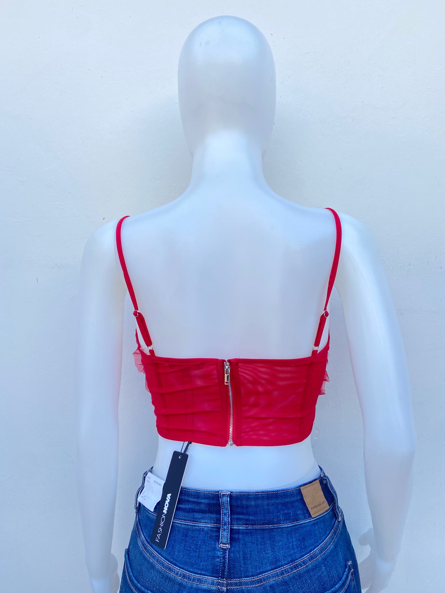 Top Fashion Nova original estilo corset rojo.