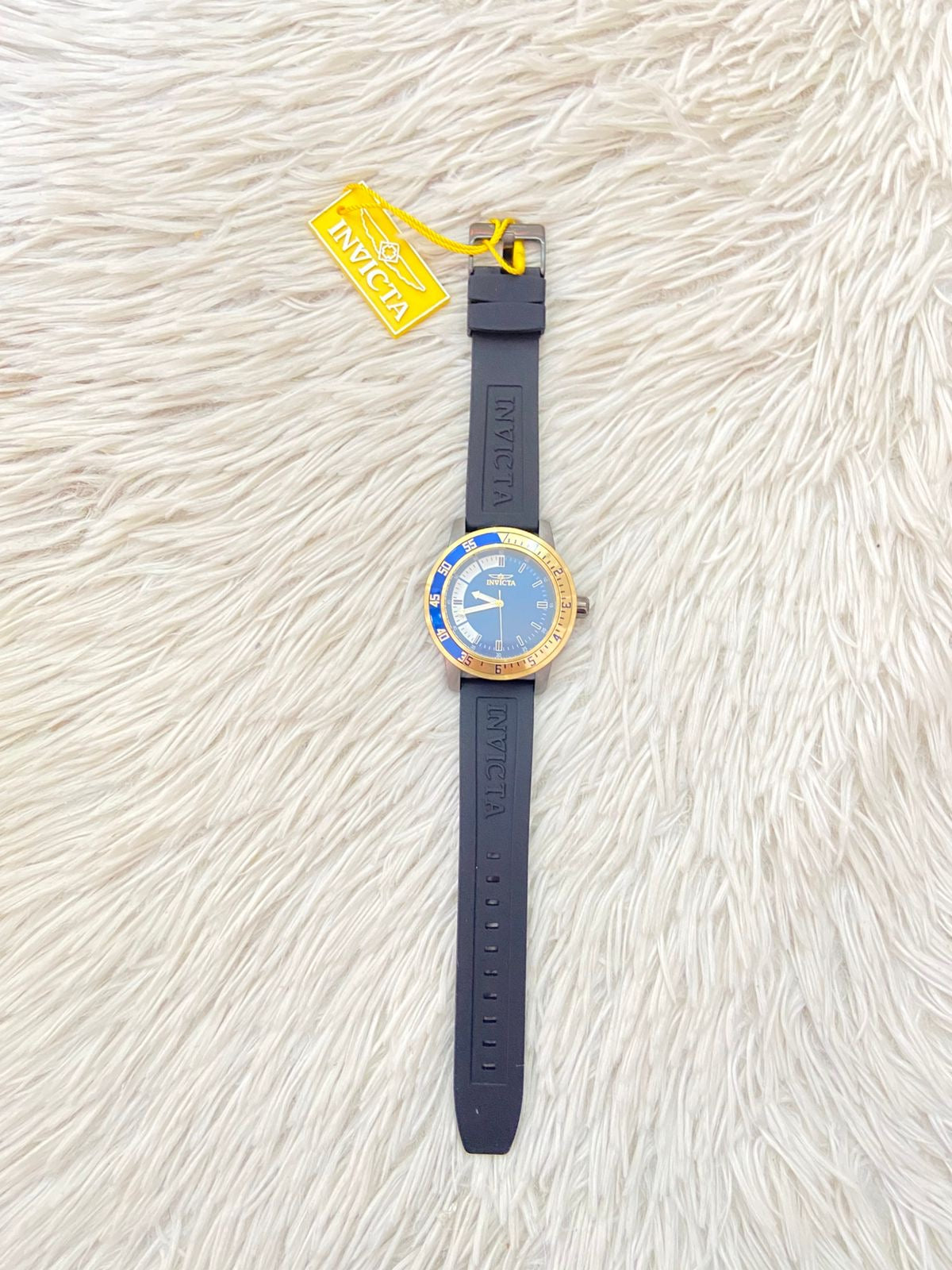 Reloj INVICTA original, negro con fondo en azul marino y turquesa