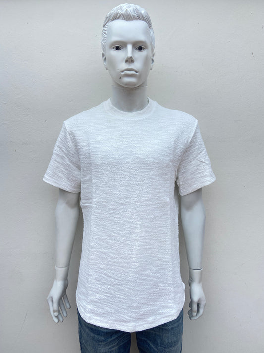 T-shirt, blanco liso con textura de peluche, cuello redondo, esencial.