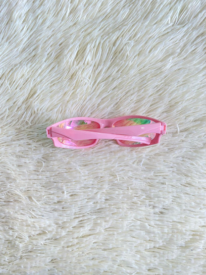 Lentes,con protección UV 100-400 para proteger tu visión. Rosados, estilo deportivo, con cristales espejados.