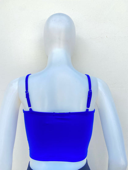 Top/Franela FOREVER 21 Original en color azul marino con una florecita en el centro