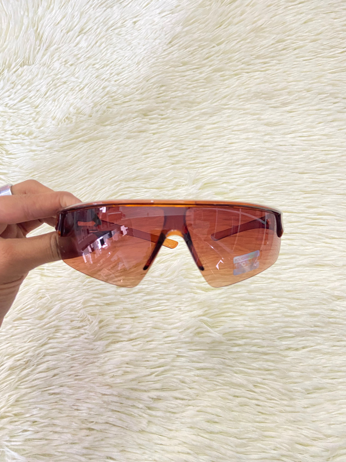 Lentes marrones, con micas claras + protección UV 100%.