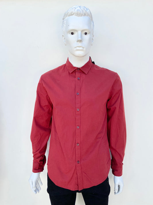 Camisa Fashion Nova original, Rojo vino mangas largas lisa.