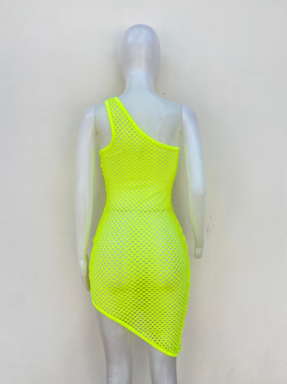 Vestido/Cover up en malla color verde neón.