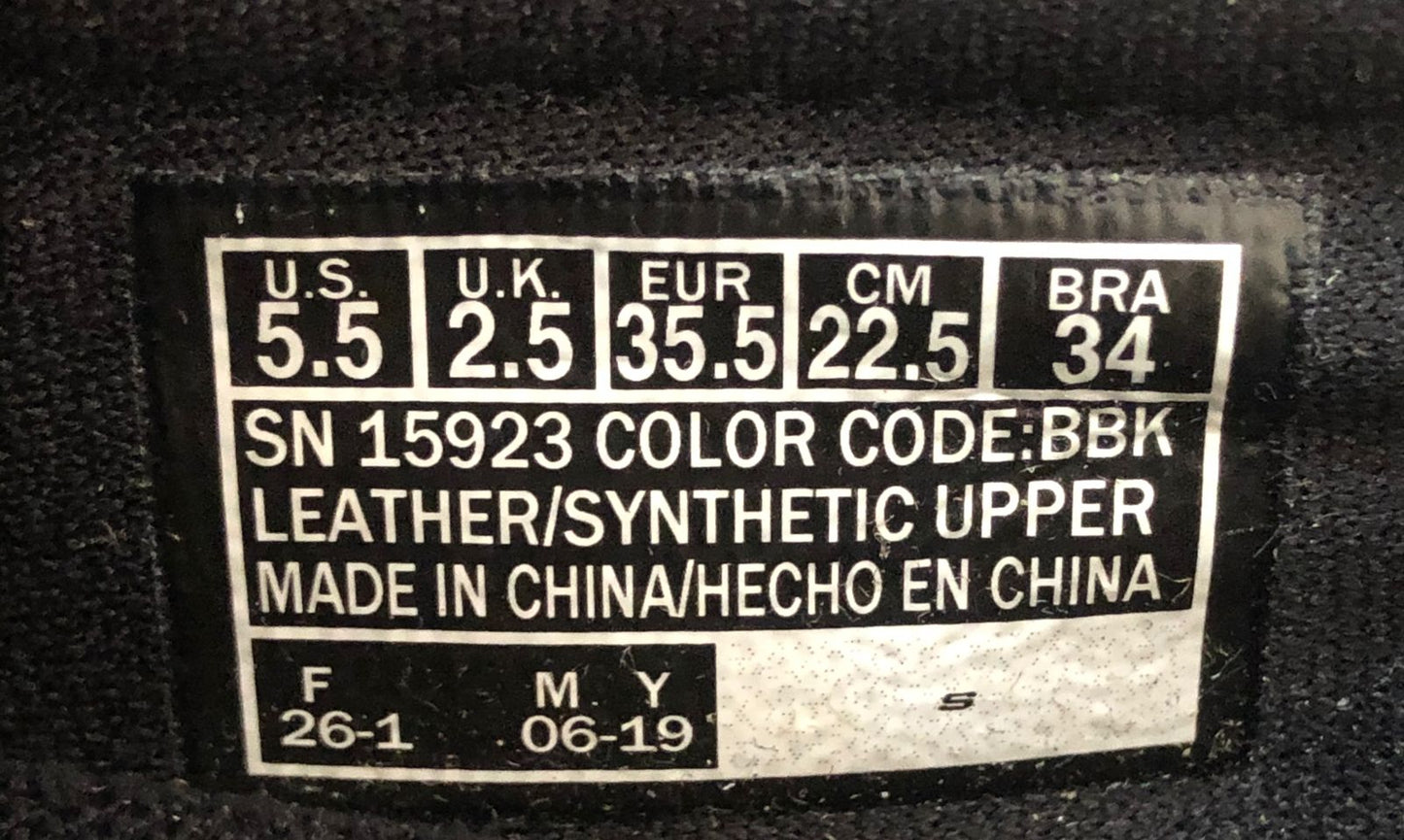 Tenis Skechers original Ultra comoda Go air cooled en negro con suela negra