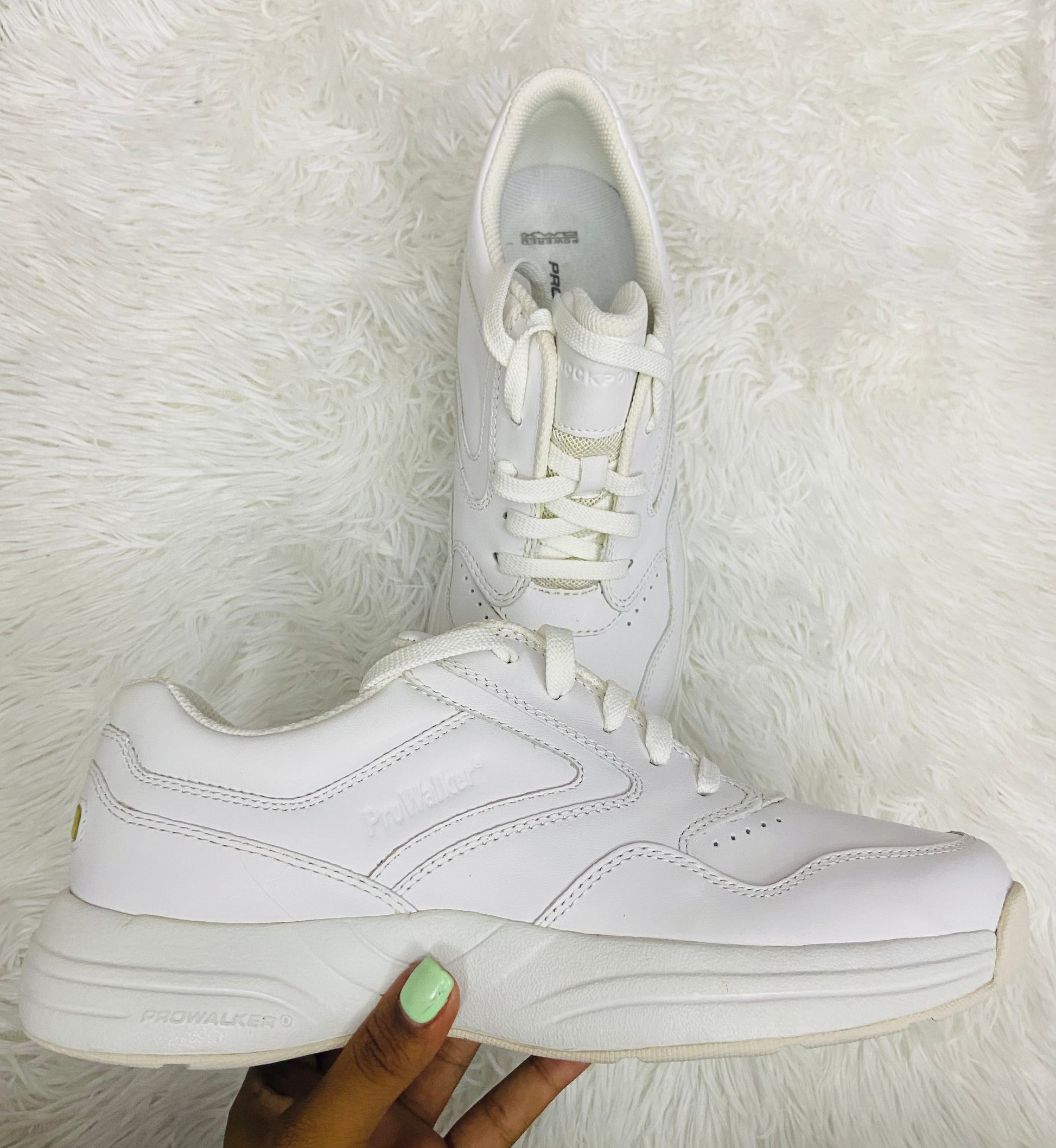 Converse originales blancas clearance zara