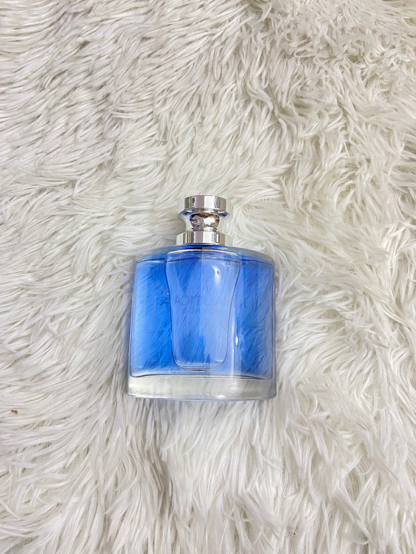 Perfume Nautica original Voyage azul.