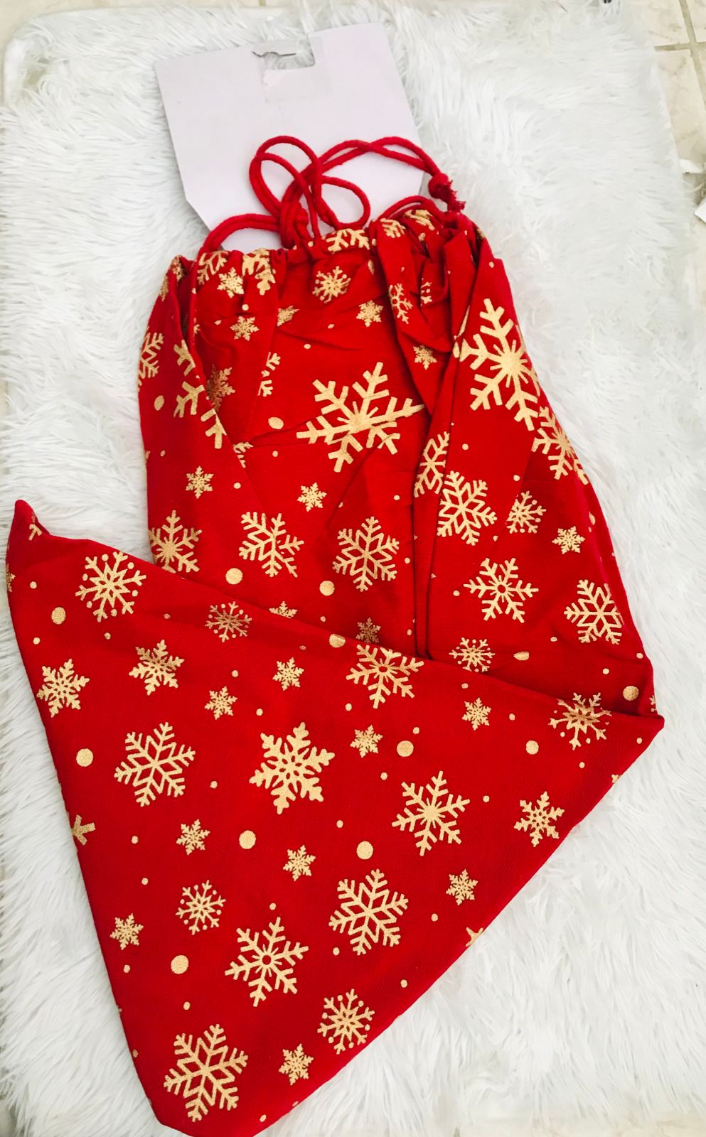 Bulto/ Bolso de SANTA rojo para navidad con estampado de copos de nieve en color dorado.