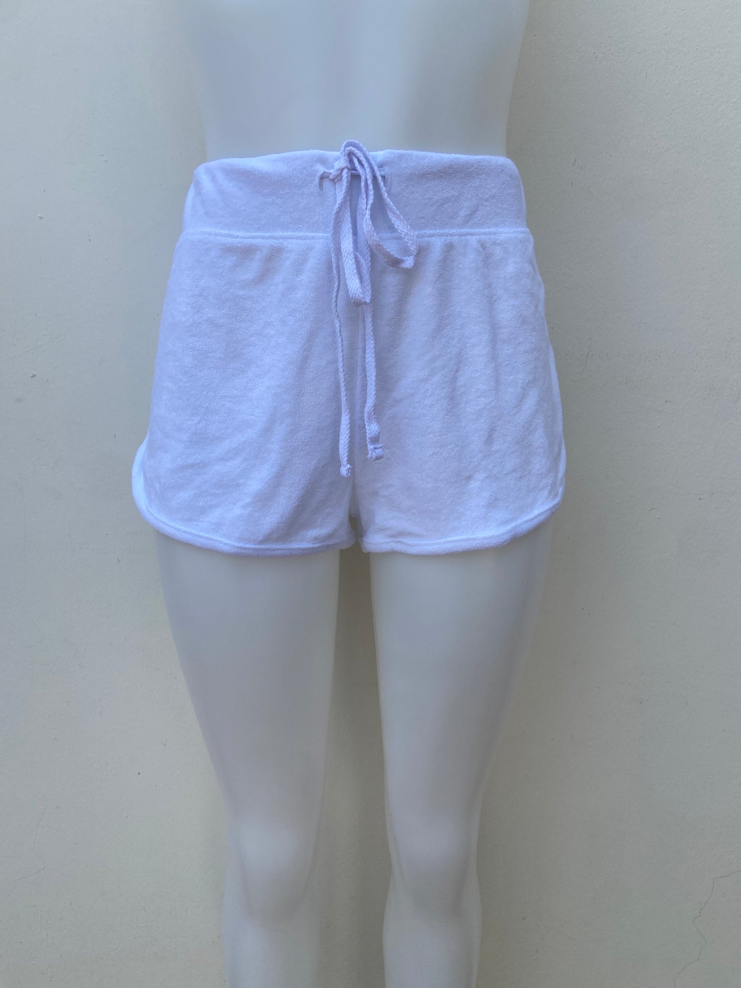 Outfits con shorts de tela sale